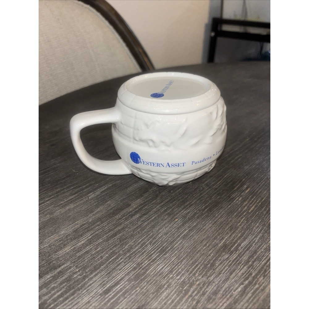 Western Asset Vintage World Globe Coffee Cup Mug Compute With Lid